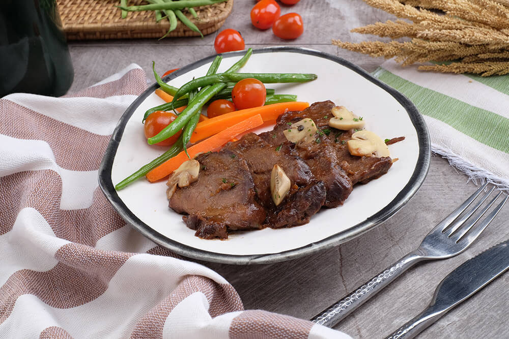 Roast Beef with Mushroom Sauce